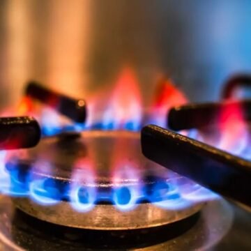 El Gobierno evalúa reformar el régimen de Zona Fría y reactivar cambios energéticos en el Congreso