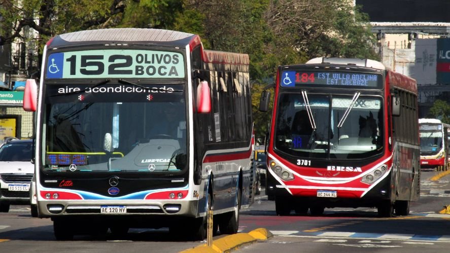 El Gobierno negocia con empresas de colectivos para destrabar el conflicto por subsidios en el AMBA