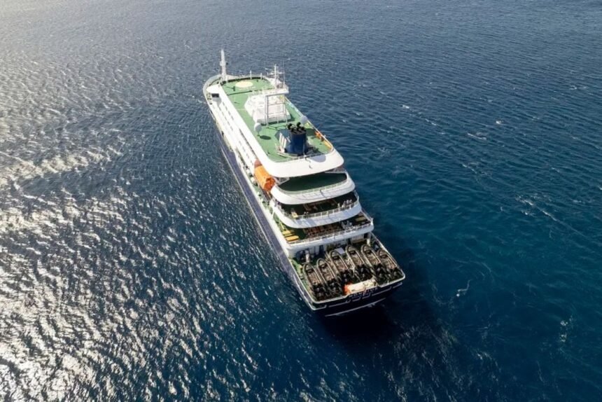 Alerta en un crucero: brote de hantavirus deja tres muertos y pasajeros varados sin poder desembarcar
