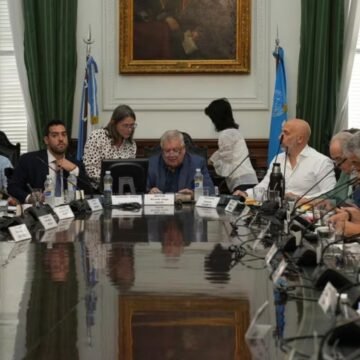La UBA le pidió a la Corte Suprema que obligue al Gobierno a aplicar la Ley de Financiamiento Universitario La UBA le pidió a la Corte Suprema que obligue al Gobierno a aplicar la Ley de Financiamiento Universitario