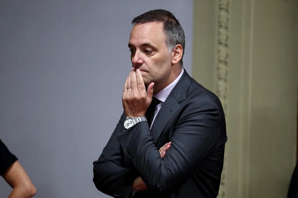 La Fiscalía quiere verificar las billeteras cripto de Adorni y amplió el análisis sobre su patrimonio